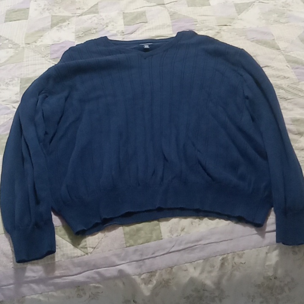 Consensus  men's sweater size XXL